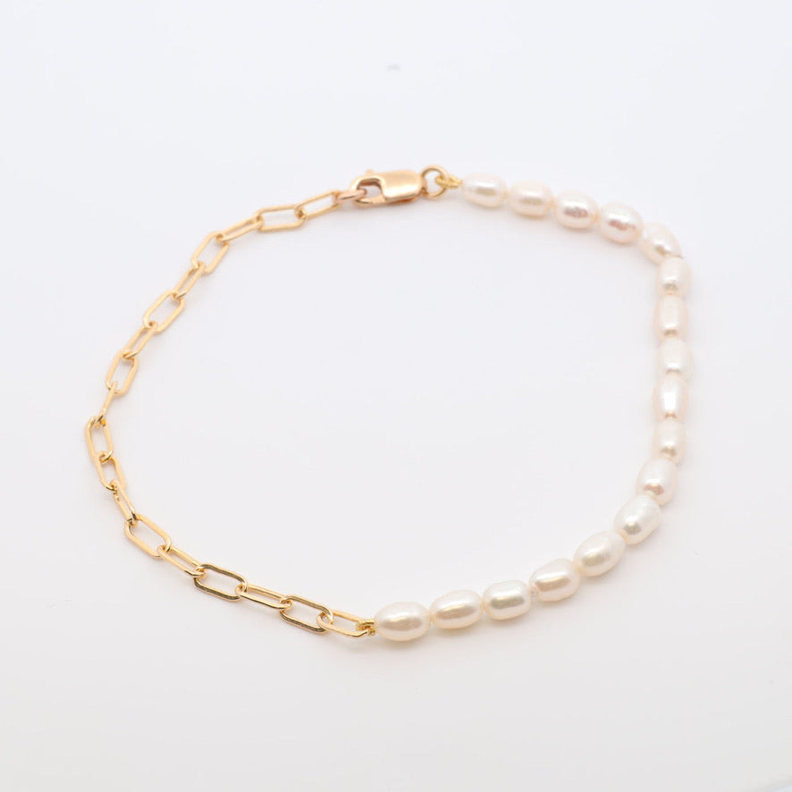 Unity Pearl Bracelet