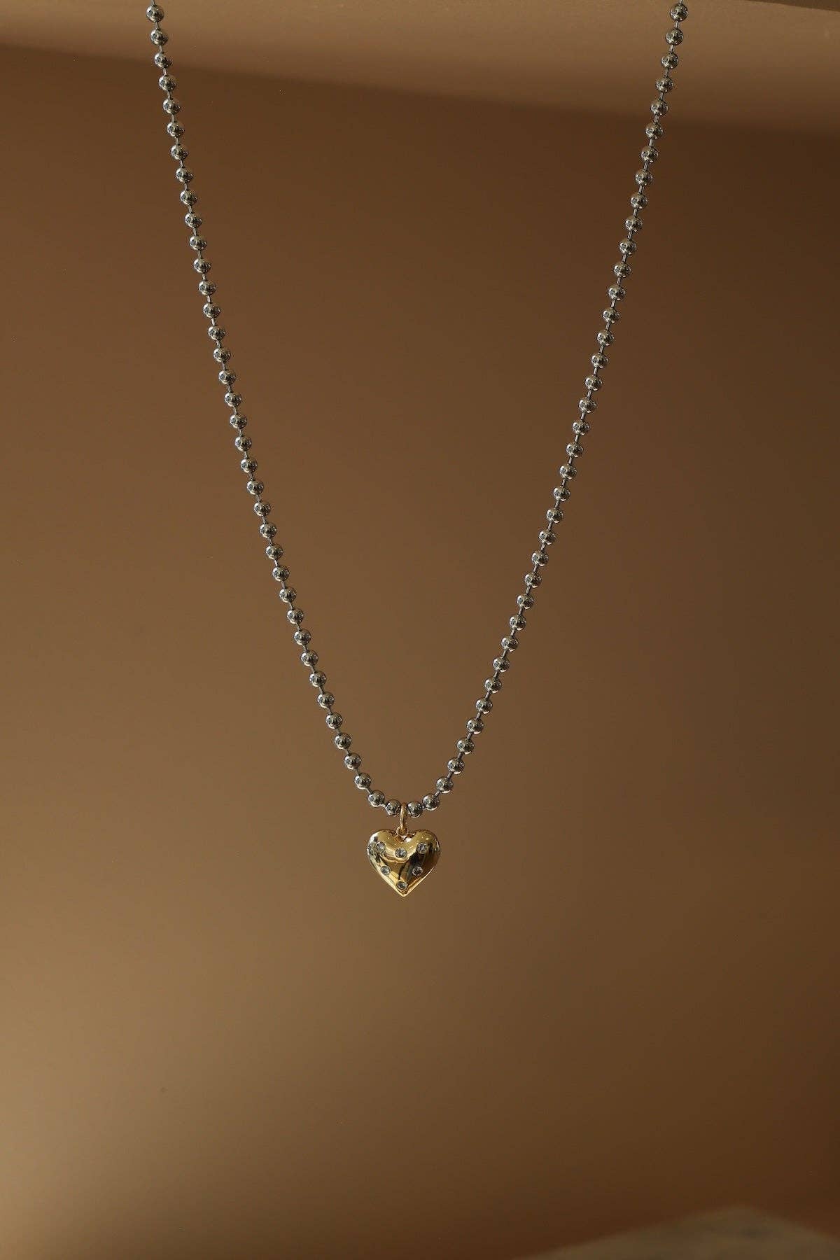 VALEN HEART NECKLACE