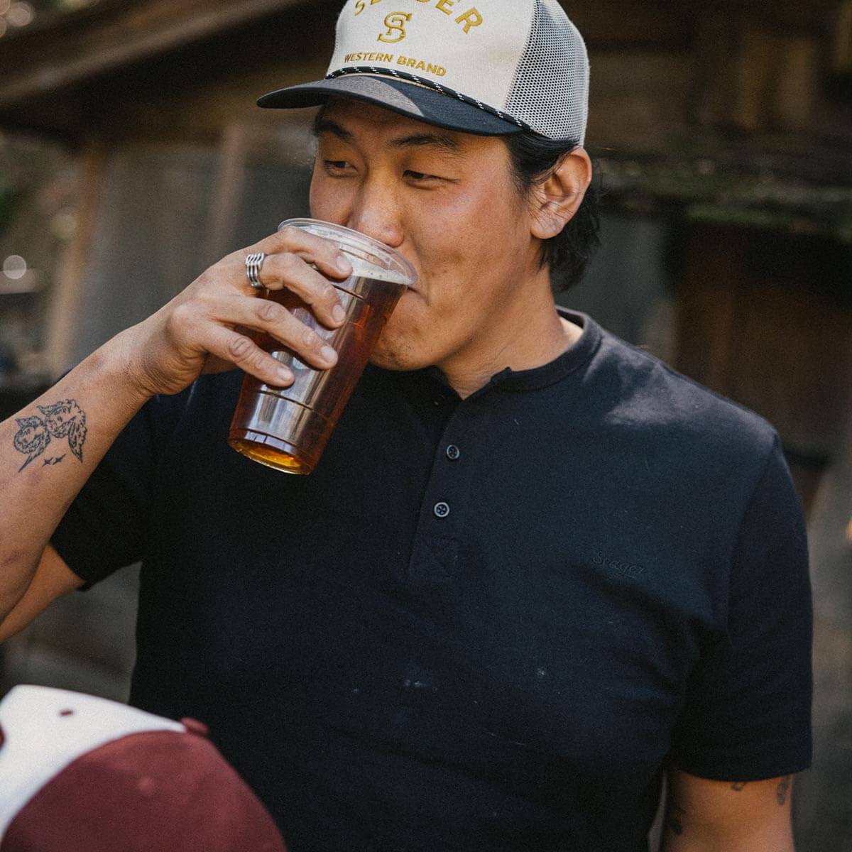 Brand Henley