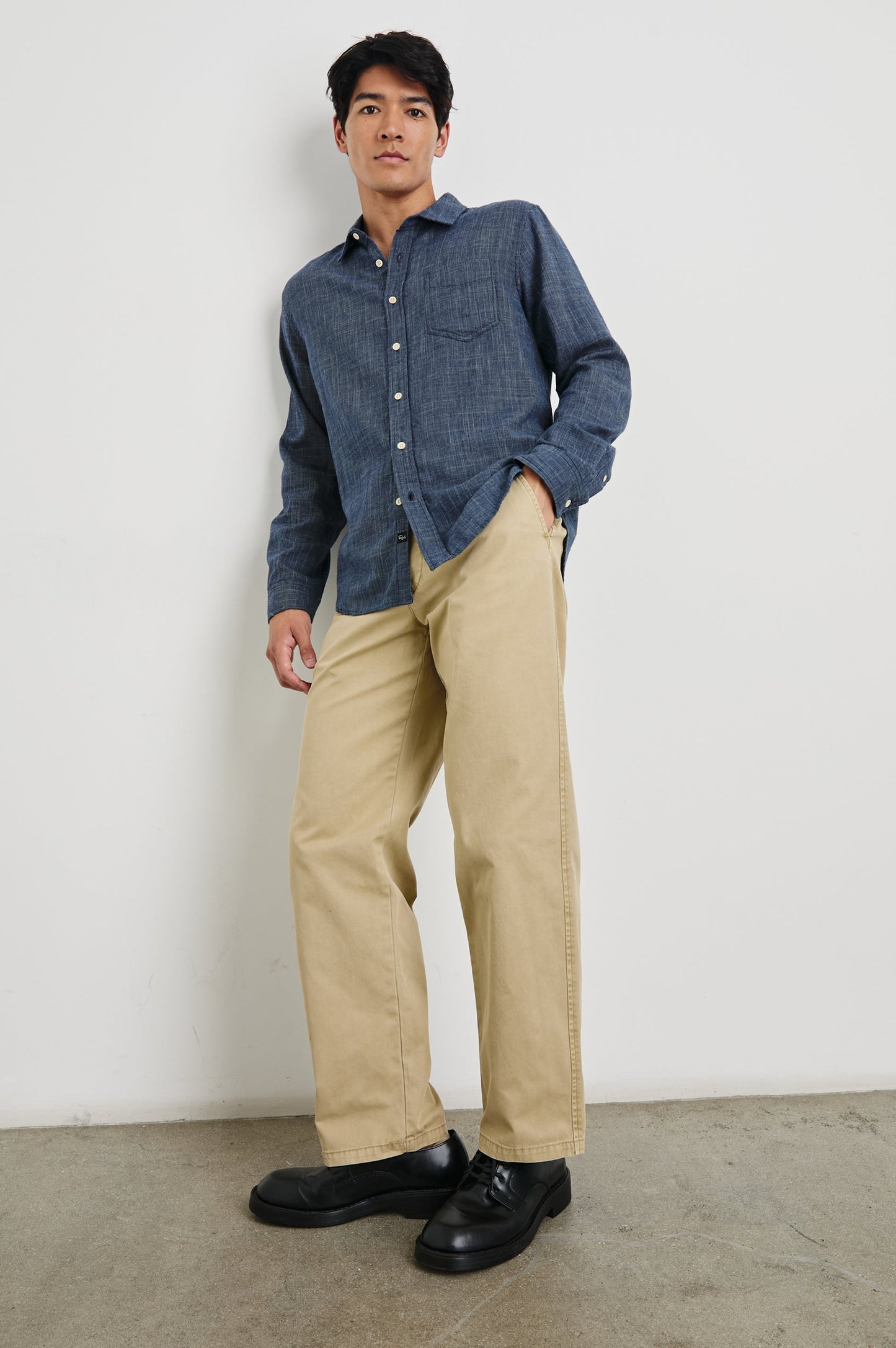 Wyatt - Navy Etch