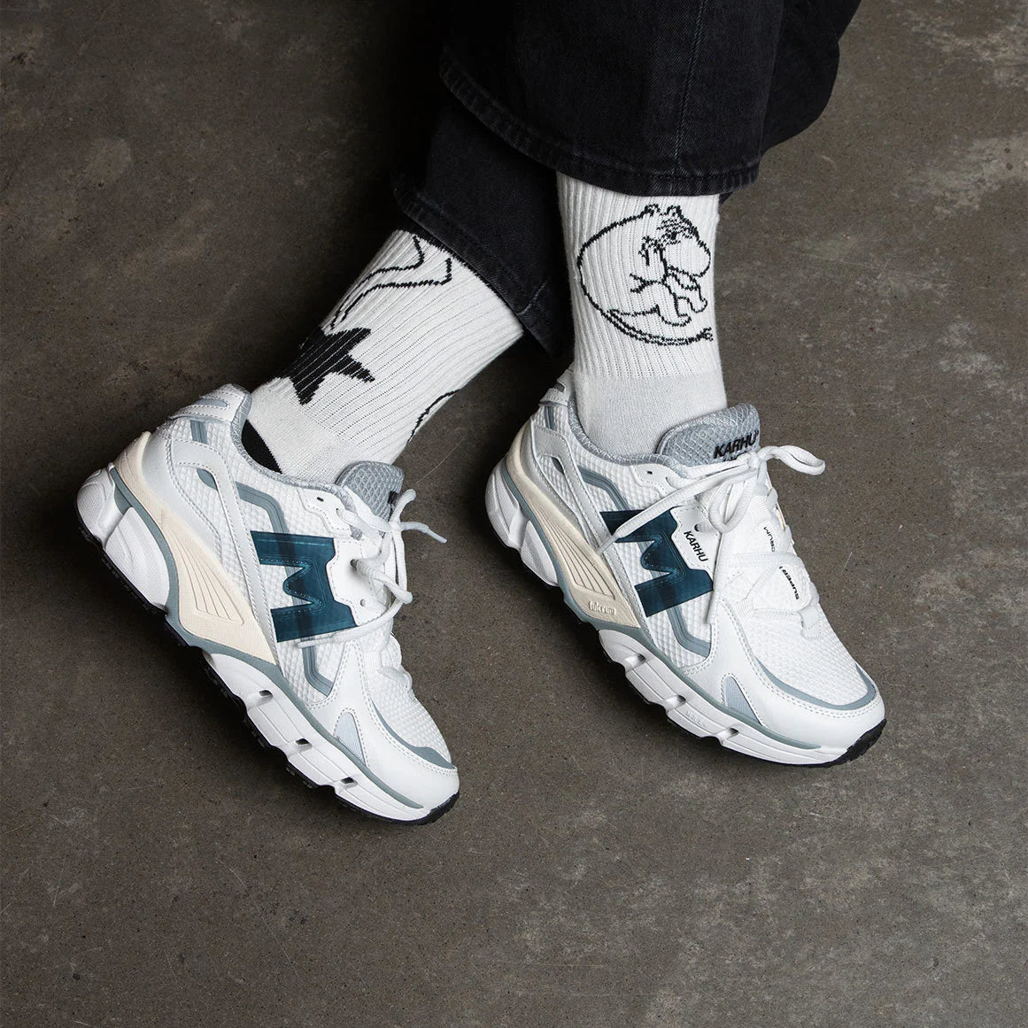Super Fulcrum White / Deep Navy